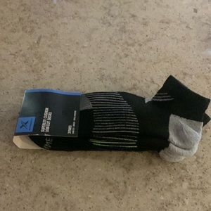 New Extreme Fit Lite Cushion Low-cut Socks (3 Pairs)